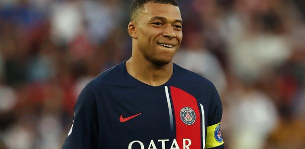 Mbappé vai cumprir o contrato e planeja fazer um documentário do