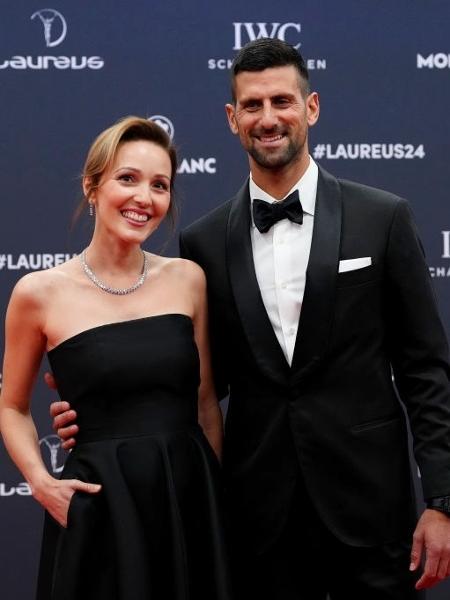 Novak Djokovic e sua esposa Jelena durante premiação do Laureus, em Madri