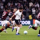 Yuri Alberto perde gol, sai machucado, e Corinthians empata com o Athletico