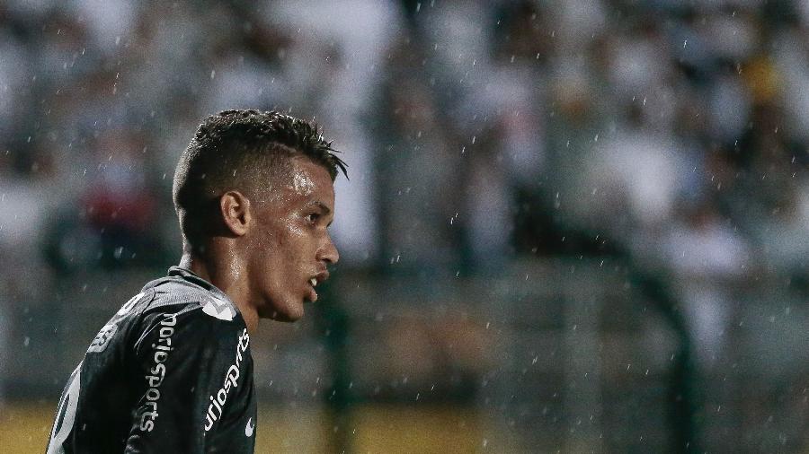 Pedrinho e Vagner Love estão confirmados entre os titulares; Sidcley também início o jogo contra os paraguaios - Marcello Zambrana/AGIF