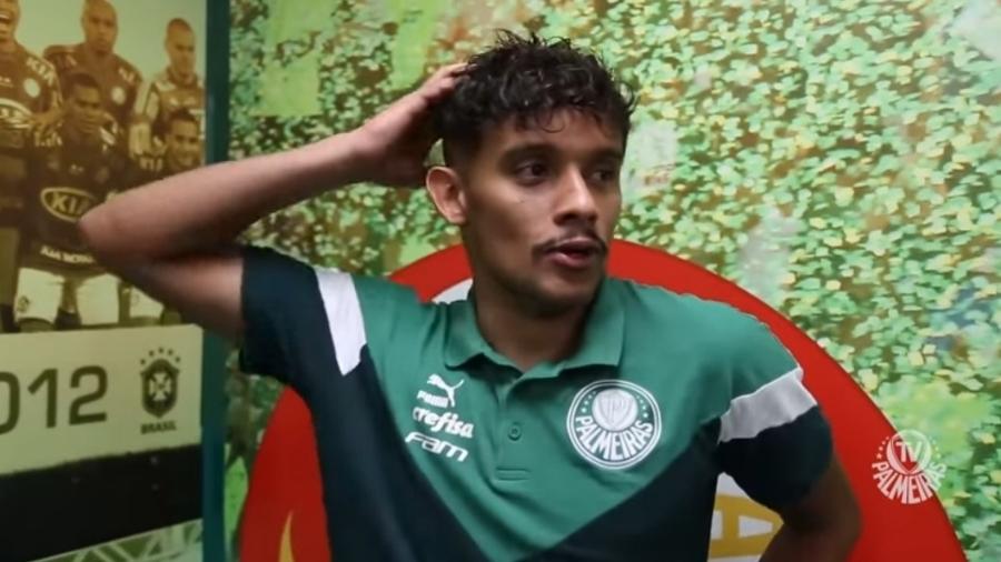 Scarpa imita Willian Bigode e Raphael Veiga após vitória do Palmeiras - Reprodução/YouTube