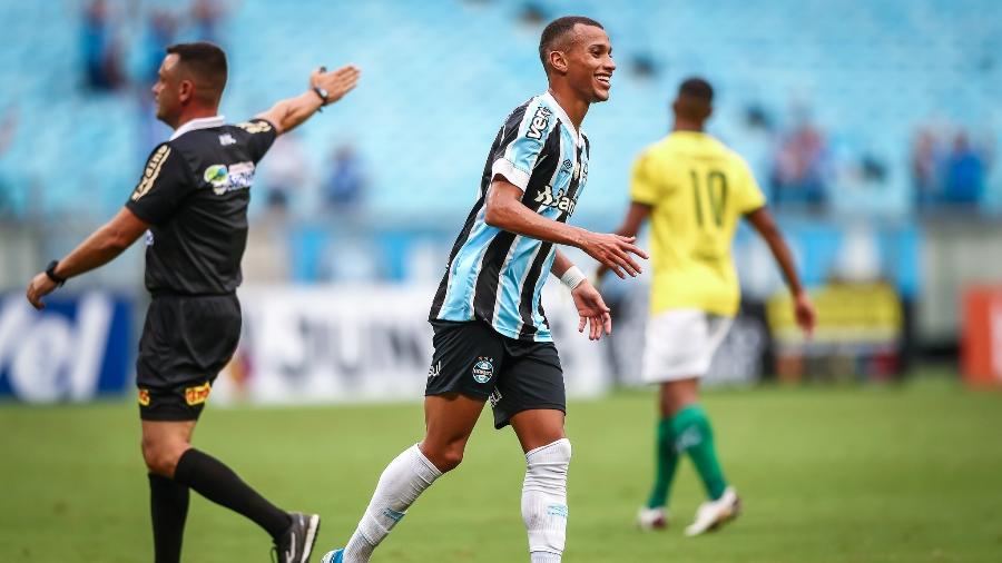 Bitello comemora gol do Grêmio contra o Ypiranga pelo Gauchão - Lucas Uebel/Grêmio