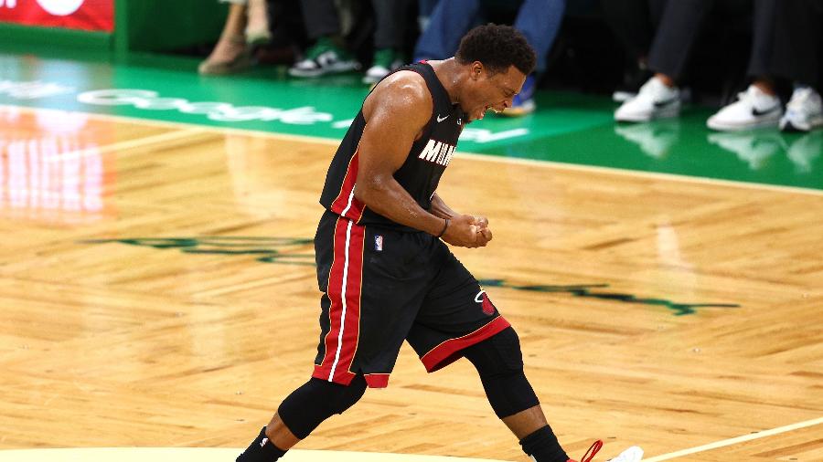 Kyle Lowry comemora durante vitória do Miami Heat sobre o Boston Celtics - NBA/Twitter