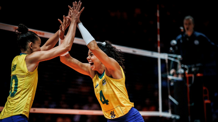 Gabi brilha no ataque e Brasil vence a Holanda no Mundial de vôlei UOL Esporte