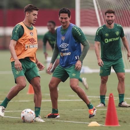 Ganso durante treino do Fluminense antes da segunda rodada da Libertadores