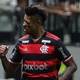 Bruno Henrique faz dois e é o melhor em vitória do Flamengo; veja as notas