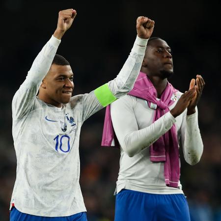 Mbappé e Konaté comemoram vitória da França na Euro de 2024