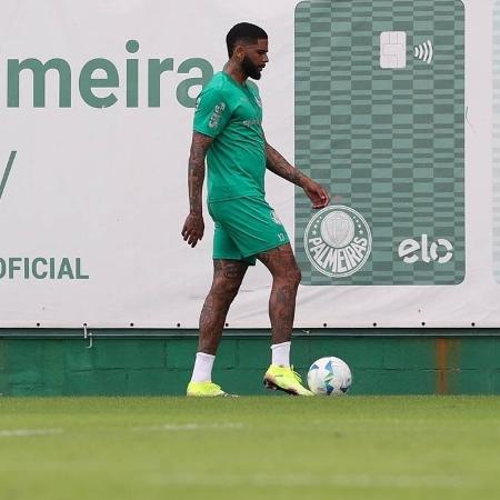 Micael avançou na recuperação de uma lesão no tornozelo esquerdo Micael avançou na recuperação de uma lesão no tornozelo esquerdo