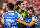 Cruzeiro aproveita falha do CRB, vê Cássio se agigantar e vai às quartas