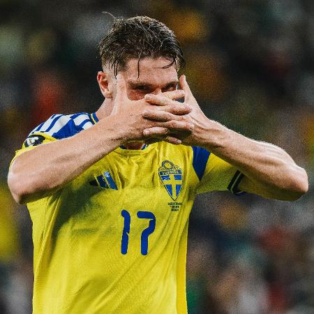 Gyokeres, da Suécia, comemora gol marcado contra a Tunísia na Copa do Mundo