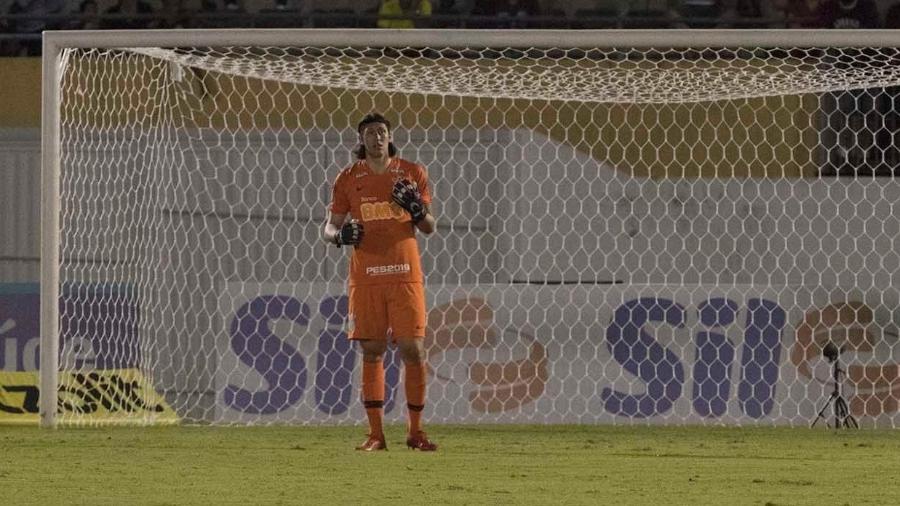 Goleiro sentiu dores no domingo, mas não teve lesão diagnosticada e deve voltar ao gol corintiano amanhã - Daniel Augusto Jr/Ag. Corinthians