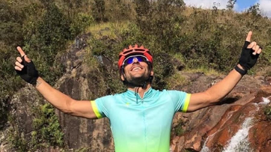 Fred se viciou em mountain bike e perdeu 7kg desde que começou o novo esporte - Divulgação