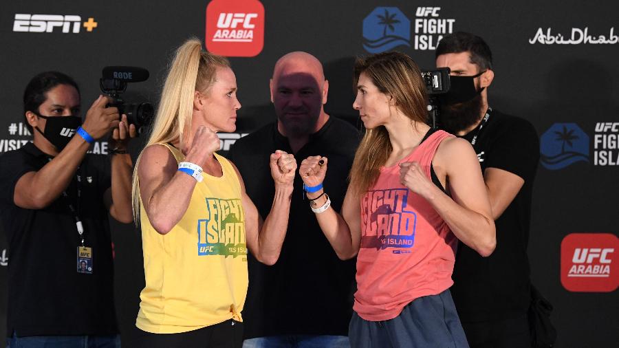 Holly Holm e Irene Aldana se encaram depois da pesagem do card do UFC na Ilha da Luta - Handout/Zuffa/LLC via Getty Images