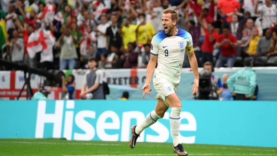 Harry Kane celebra ao marcar seu primeiro gol nesta Copa do Mundo - Shaun Botterill - FIFA/FIFA via Getty Images