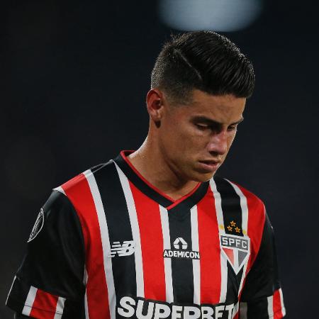 James Rodriguez no jogo do São Paulo contra o Talleres, pela Libertadores - Diego Lima/AFP