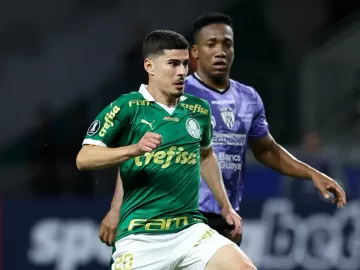Palmeiras confirma lesão de Rômulo, que fica fora diante do Atlético-MG 