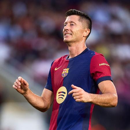 Robert Lewandowski, do Barcelona, se lamenta durante o Troféu Joan Gamper