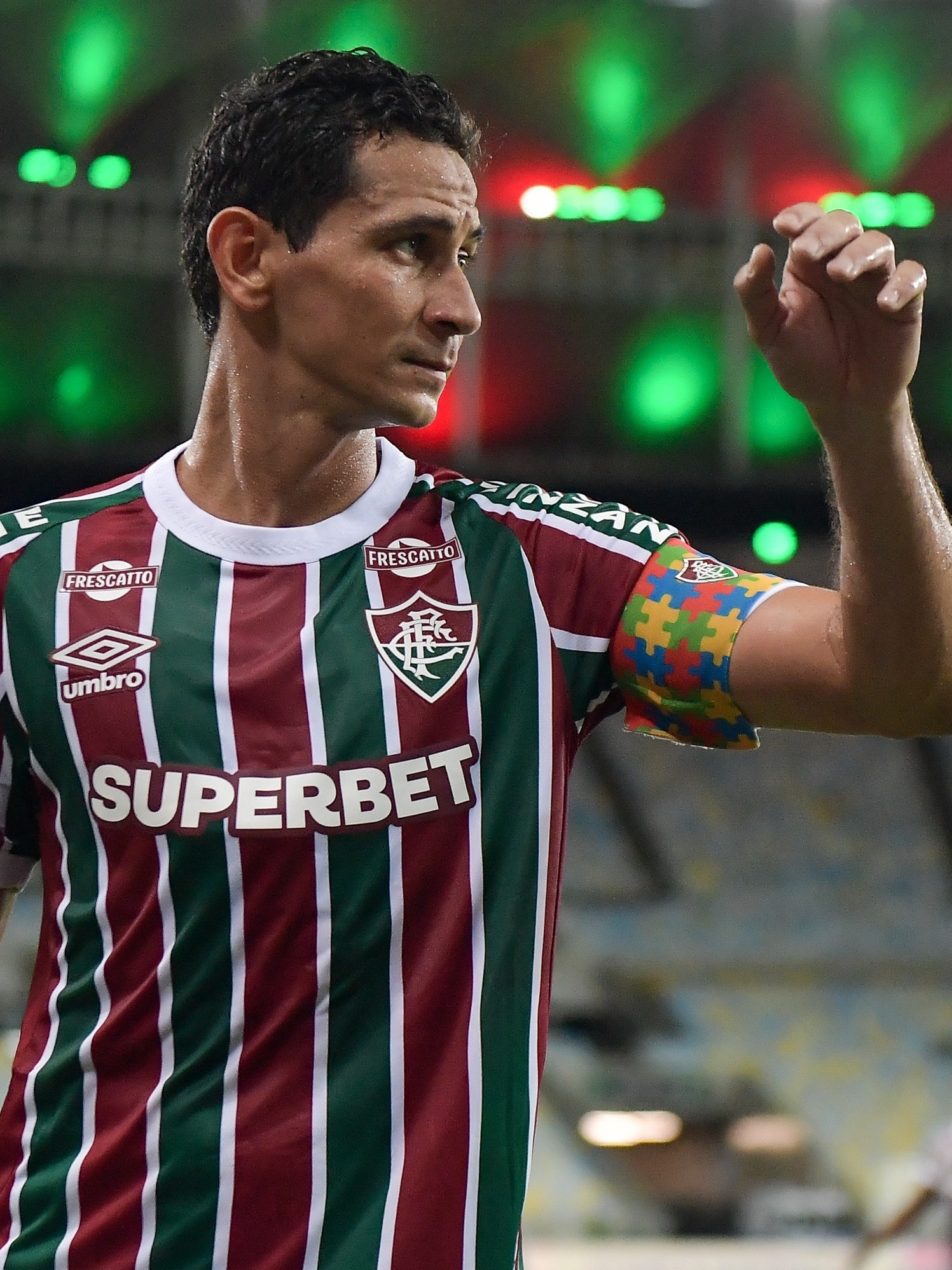 Ganso é afastado pelo Fluminense para negociar saída