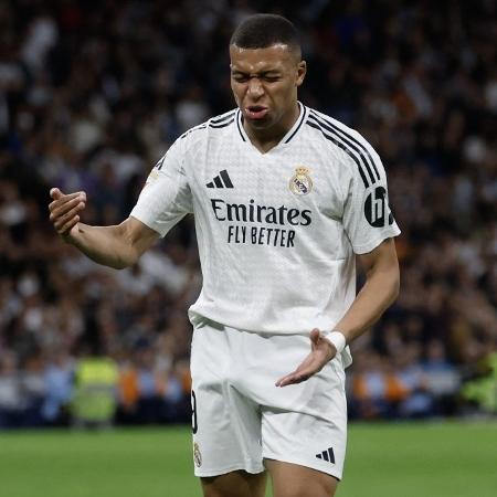 Mbappé lamenta em jogo do Real Madrid Mbappé lamenta em jogo do Real Madrid