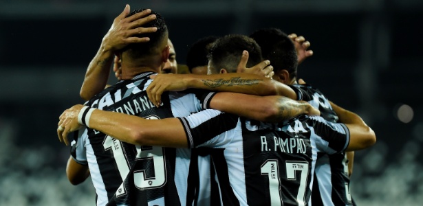 Botafogo tem missão difícil no Castelão - Thiago Ribeiro/AGIF
