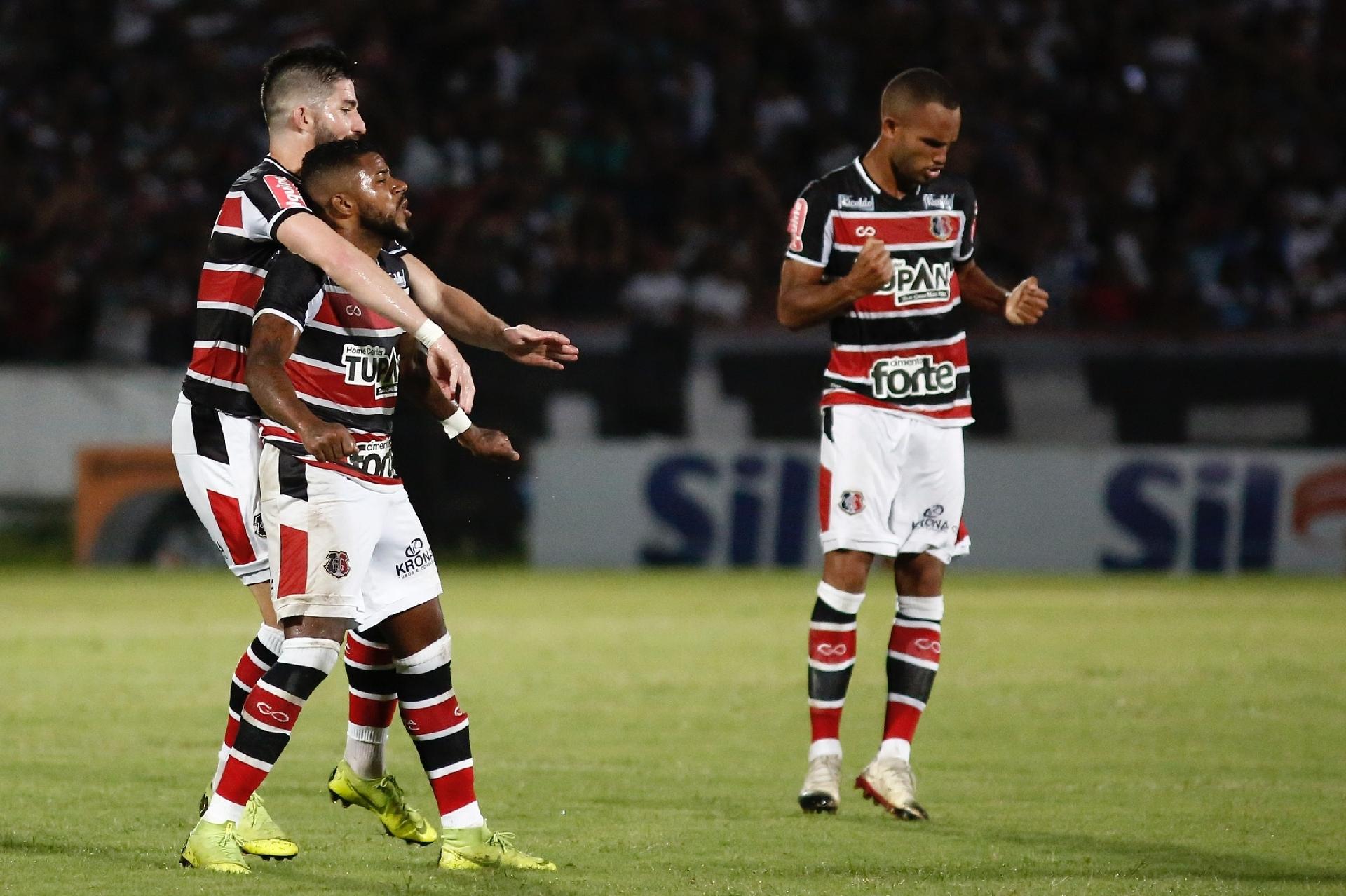 Jogador ense Werton marca gol pelo Flamengo na Copinha