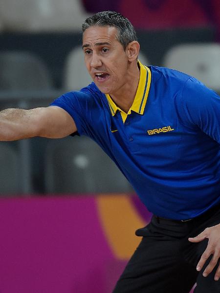 José Neto deixa a seleção brasileira feminina de basquete