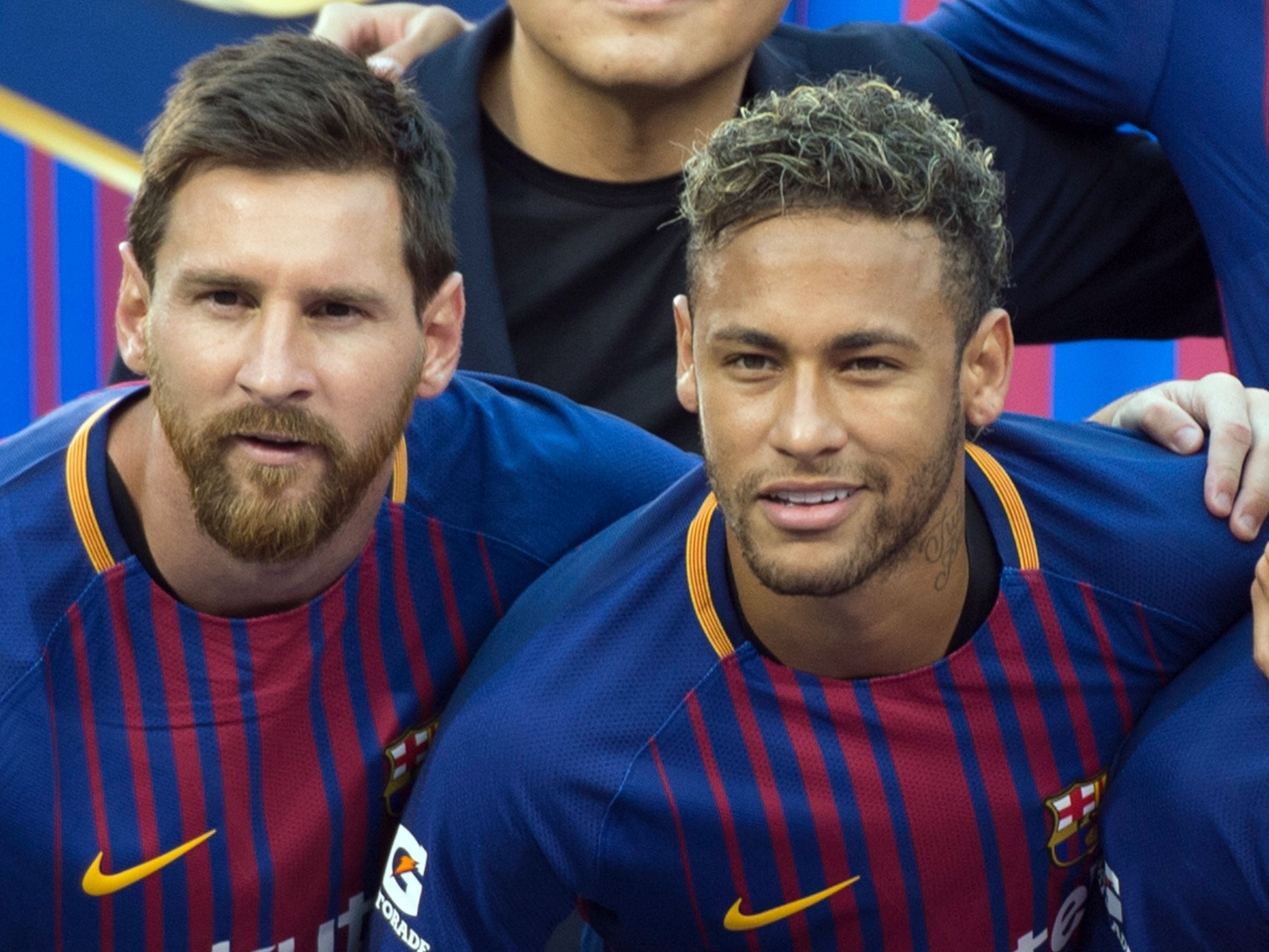 Gigante inglês atrás de Messi, Barça quer Neymar de volta e