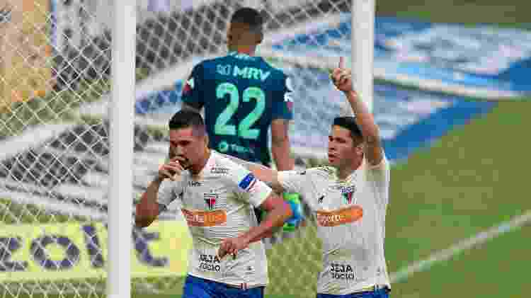 Juninho comemora gol do Fortaleza contra o Flamengo - AGIF - AGIF