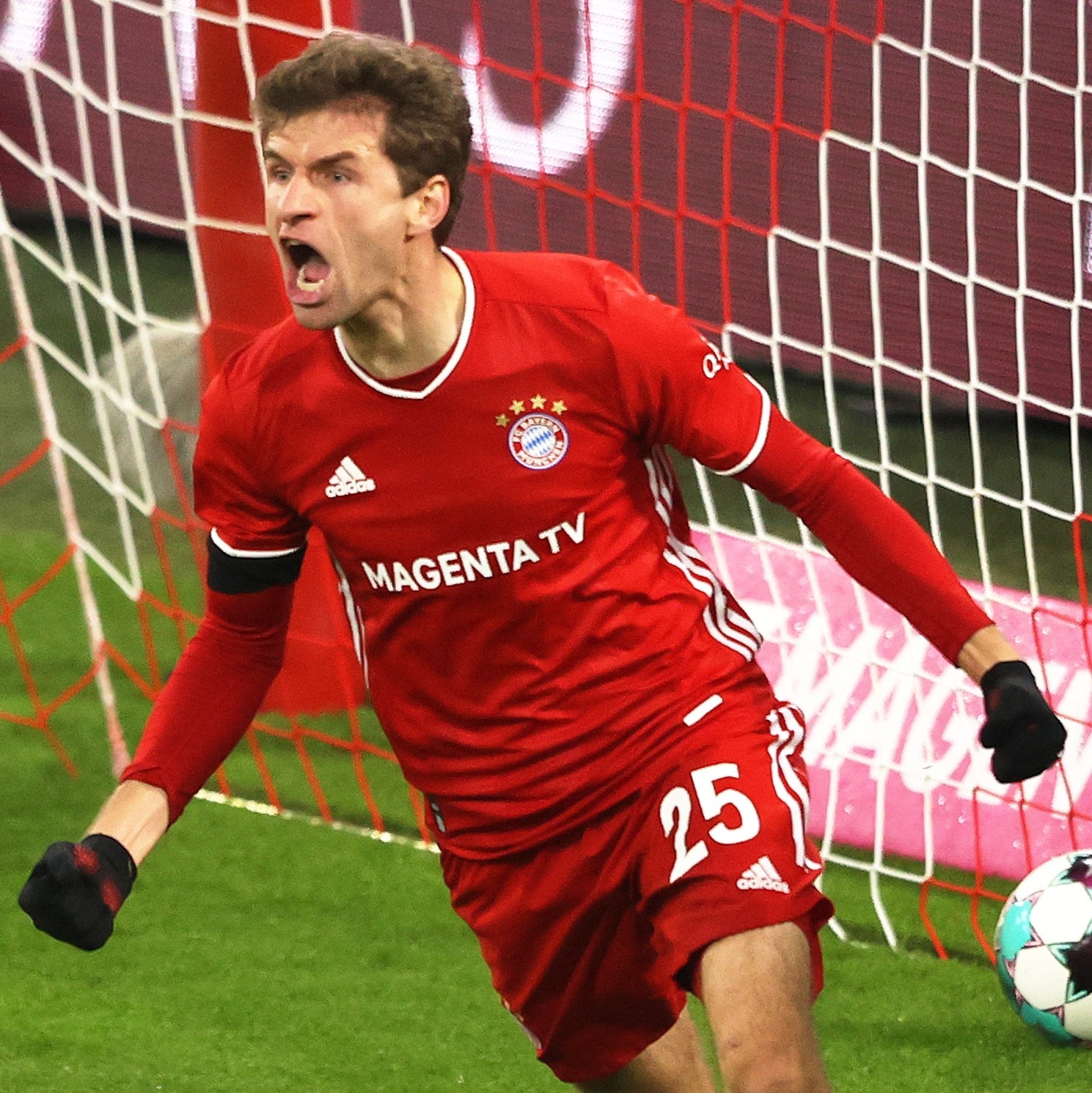 Em Mundiais, Thomas Müller fez mais gols que os últimos cinco melhores do  mundo somados - Superesportes