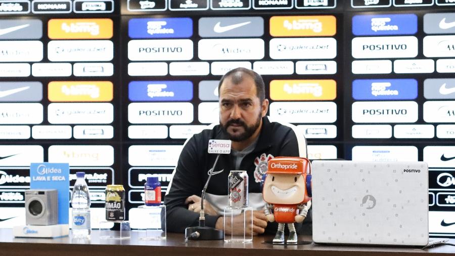 Danilo, técnico do sub-23 do Corinthians, em entrevista coletiva - Rodrigo Gazzanel/Agência Corinthians