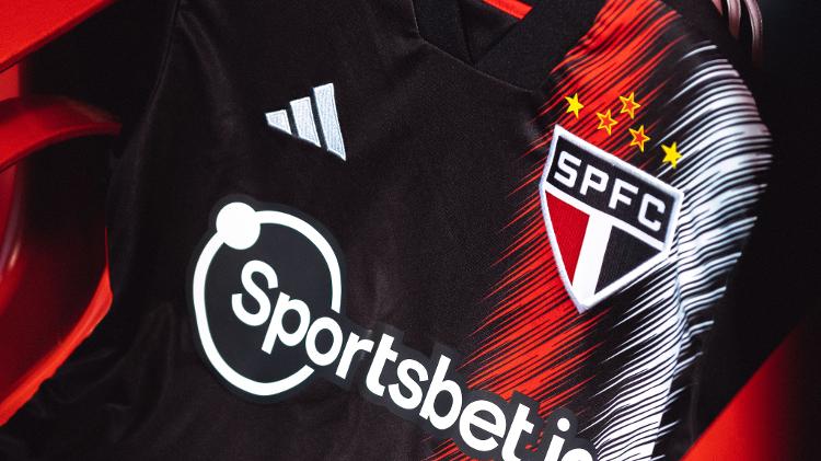 Detalhe da nova camisa 3 do São Paulo para a temporada
