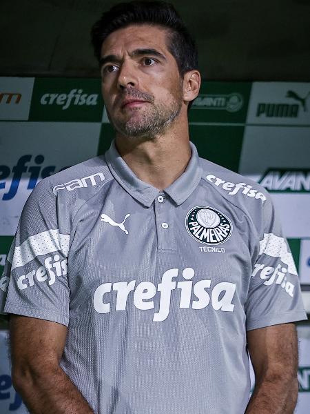 Abel Ferreira, técnico do Palmeiras, durante jogo contra o Bahia