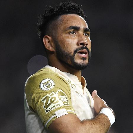 Payet, do Vasco, comemora gol sobre o Bahia em jogo do Campeonato Brasileiro