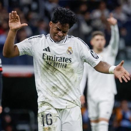 Endrick sofre lesão na perna direita e vira dúvida do Real Madrid para o Super Mundial - Pierre-Philippe Marcou/AFP