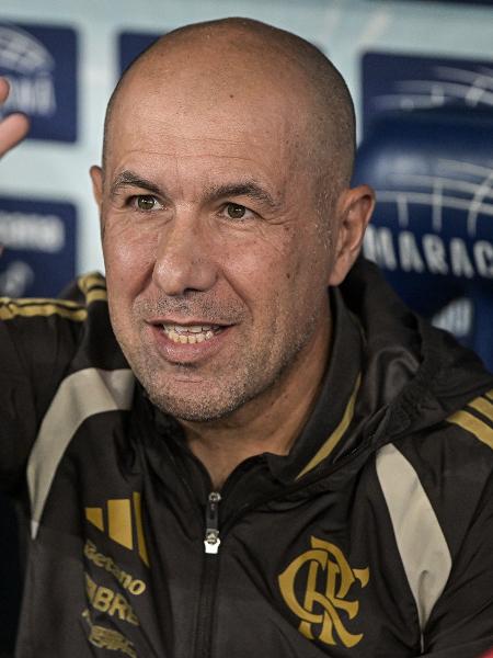 Técnico Leonardo Jardim terá cinco desfalques para o jogo do Flamengo contra o Bahia