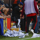 Partida do Espanhol &eacute; cancelada ap&oacute;s protestos com 'avi&otilde;ezinhos' de papel