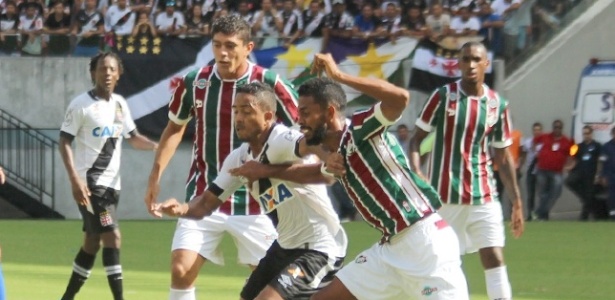 Atacante Jorge Henrique terminou o jogo contra o Fluminense como zagueiro - Carlos Gregório Júnior / Site oficial do Vasco