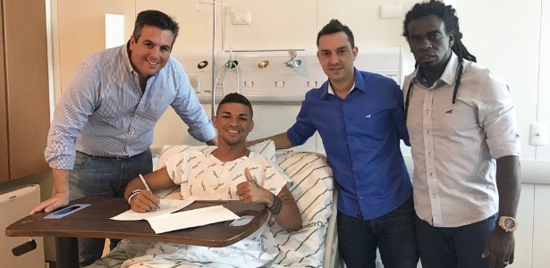 Na última sexta-feira, dia de sua quinta operação, Judivan teve seu contrato renovado - Divulgação/Cruzeiro