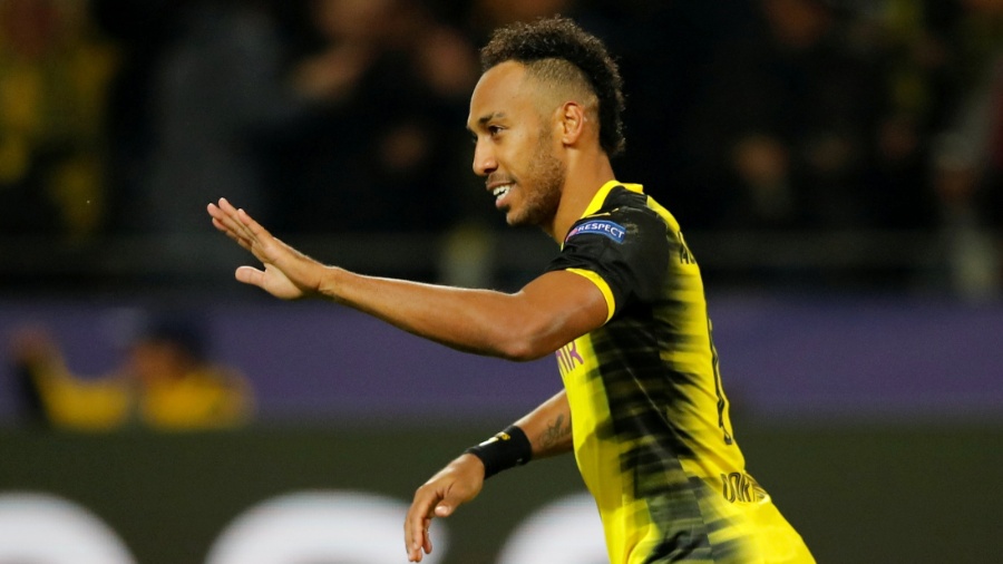 Aubameyang celebra após marcar pelo Dortmund contra o Real - Wolfgang Rattay/Reuters