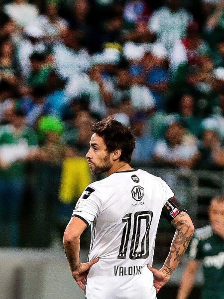 Jorge Valdivia reage ao segundo gol palmeirense durante duelo da Libertadores - Ale Cabral/AGIF