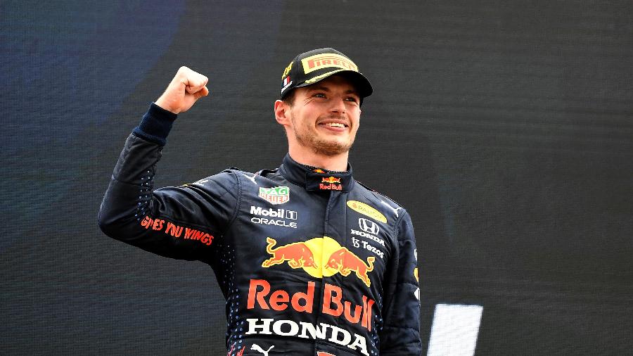 Holandês da Red Bull disputa ponto a ponto o troféu da atual temporada da Fórmula 1 - Nicolas Tucat/Getty Images