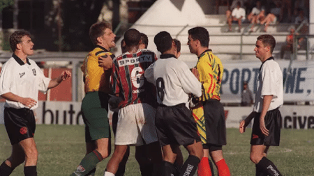Brasileiro: 22 anos depois, Ricardo Pinto relembra barbárie em Flu x  Atlético-PR de 96 - Futebol - UOL Esporte