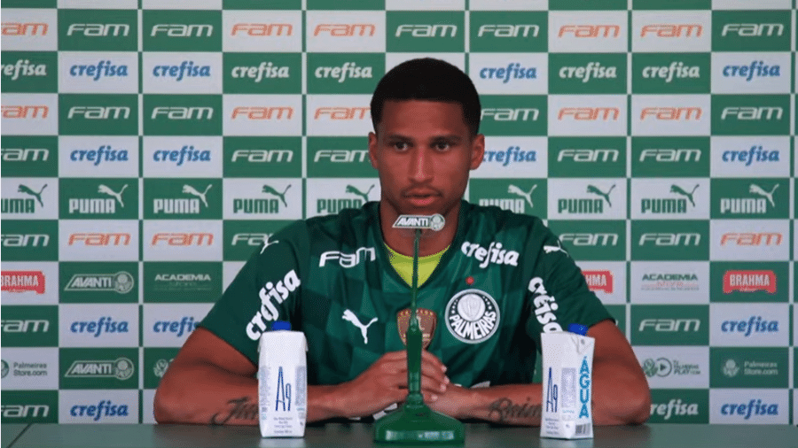 Murilo, novo zagueiro do Palmeiras, em sua coletiva de apresentação - Reprodução/TV Palmeiras/FAM