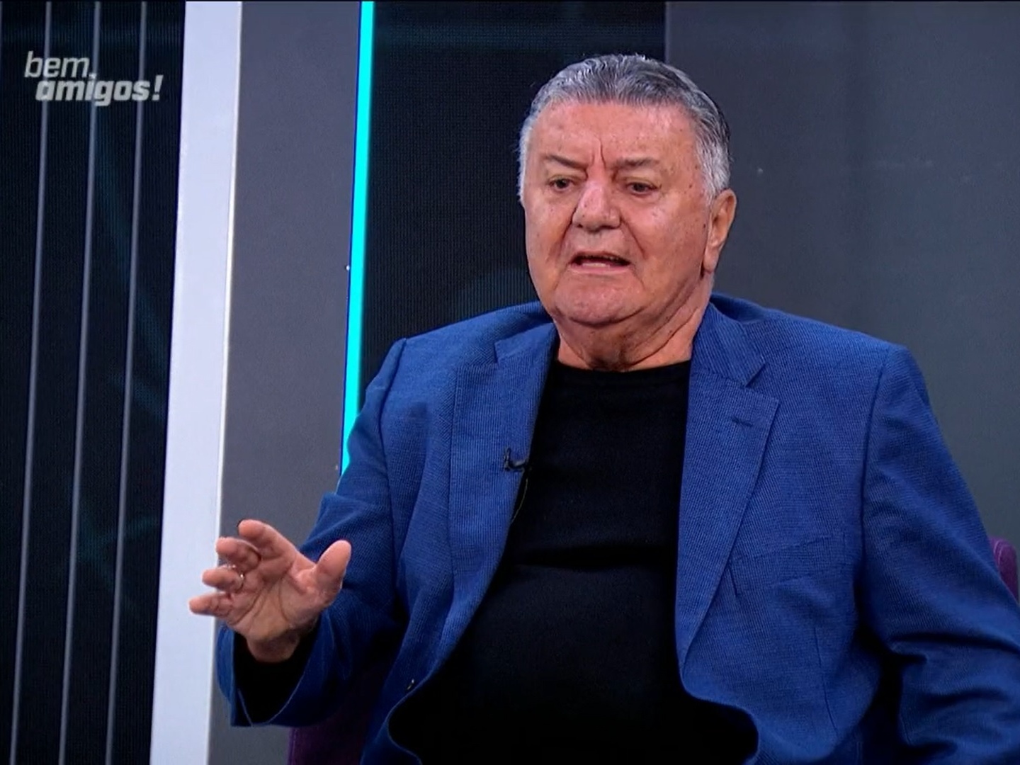 Arnaldo Cezar Coelho critica VAR, mas nega pênalti a favor do Corinthians: “Lance normal”