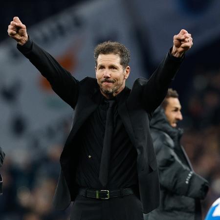 O Atlético de Madri recebe o Barcelona pela Liga dos Campeões O Atlético de Madri recebe o Barcelona pela Liga dos Campeões
