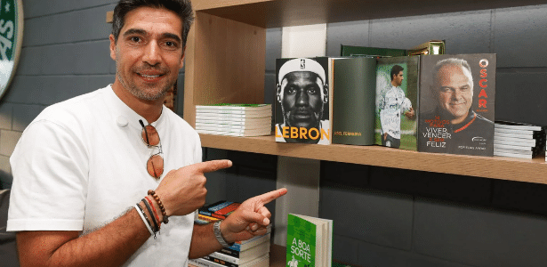 Palmeiras proíbe celulares e cria espaços de leitura na base com homenagem a Abel