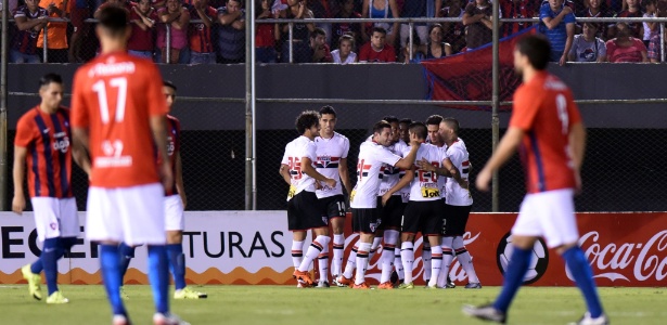 Thiago Mendes marcou o gol da vitória do São Paulo sobre o Cerro Porteño - AFP PHOTO / NORBERTO DUARTE
