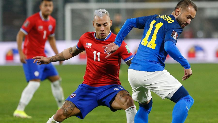 Vargas está convocado para os jogos do Chile contra Brasil e Uruguai - Claudio Reyes - Pool/Getty Images