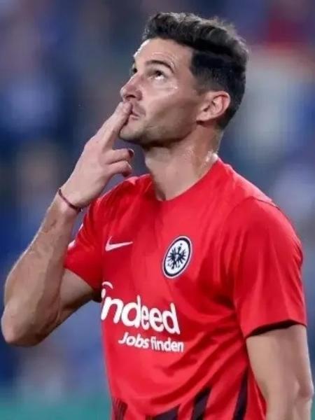 Argentino Lucas Alario só marcou dois gols pelo Eintracht Frankfurt nesta temporada - Getty Images