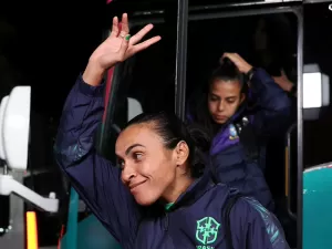 Marta pede jogo de abertura da Copa feminina no Rio Grande do Sul